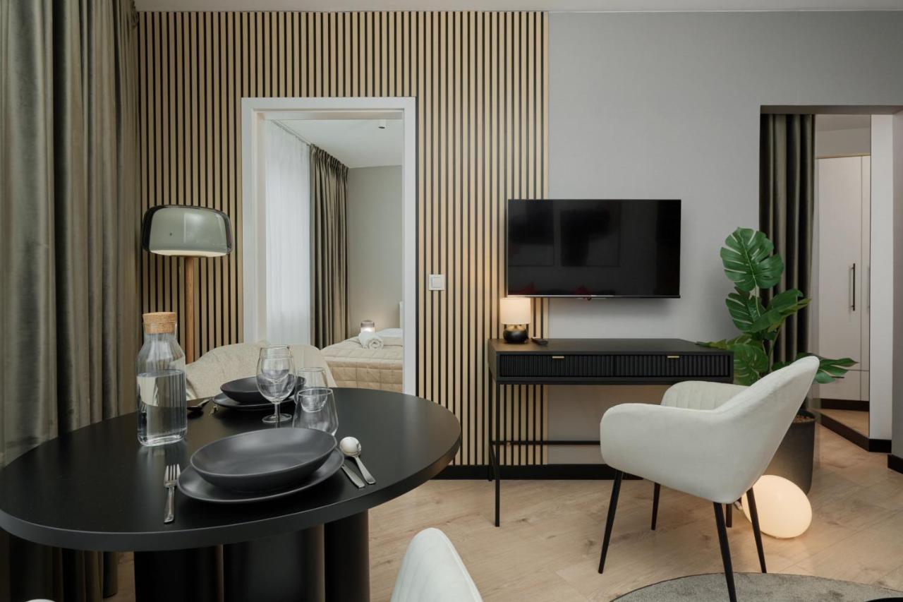 Wroclavia Apartments Dyrekcyjna By Noclegi Renters Wroclaw Exterior photo