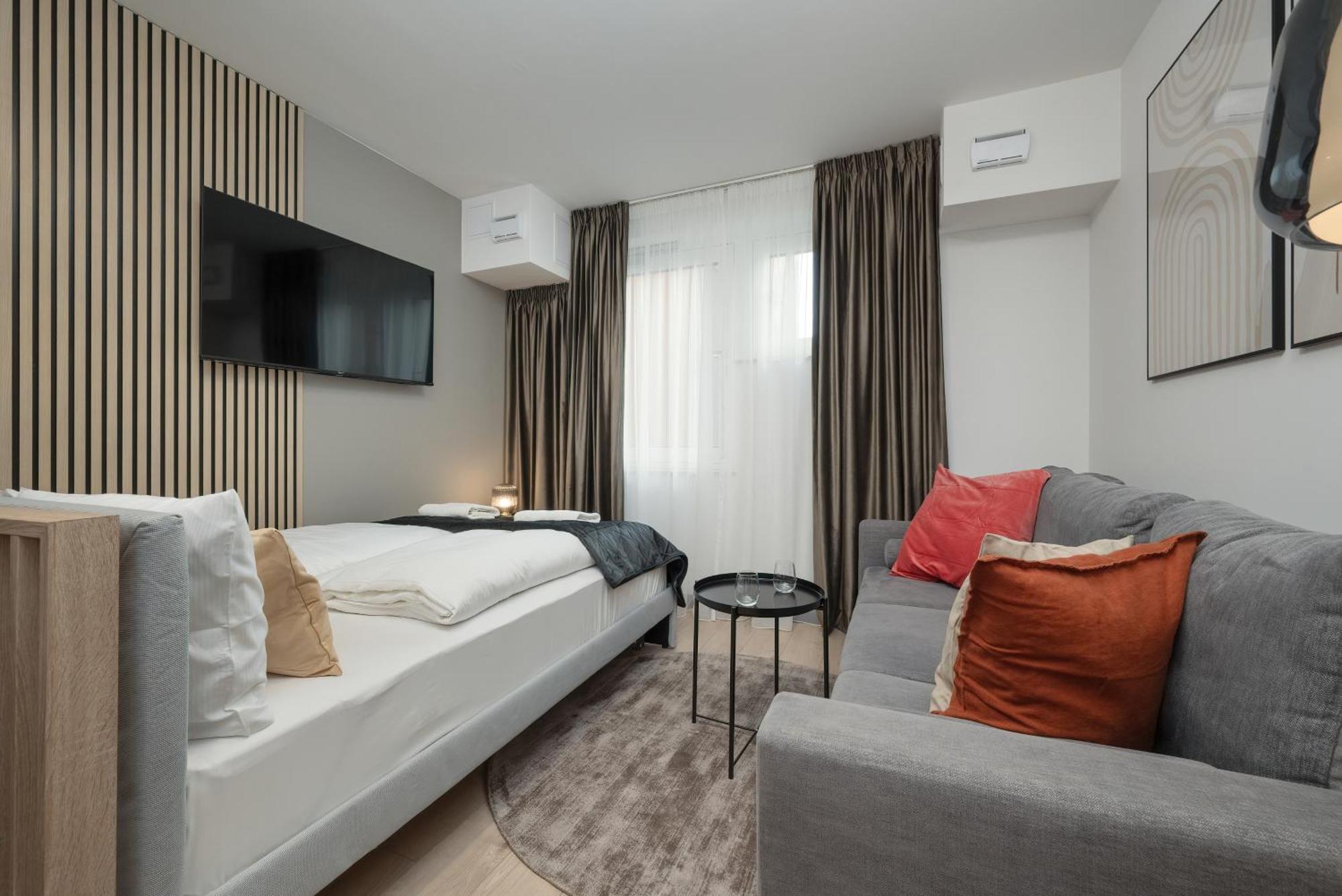 Wroclavia Apartments Dyrekcyjna By Noclegi Renters Wroclaw Exterior photo
