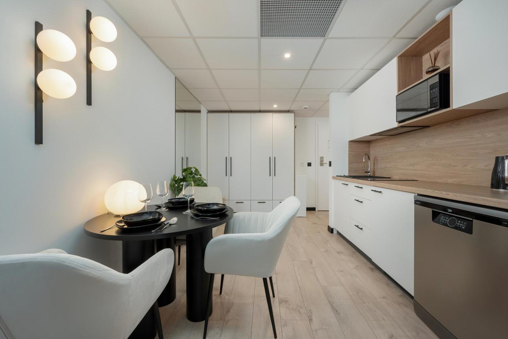 Wroclavia Apartments Dyrekcyjna By Noclegi Renters Wroclaw Exterior photo